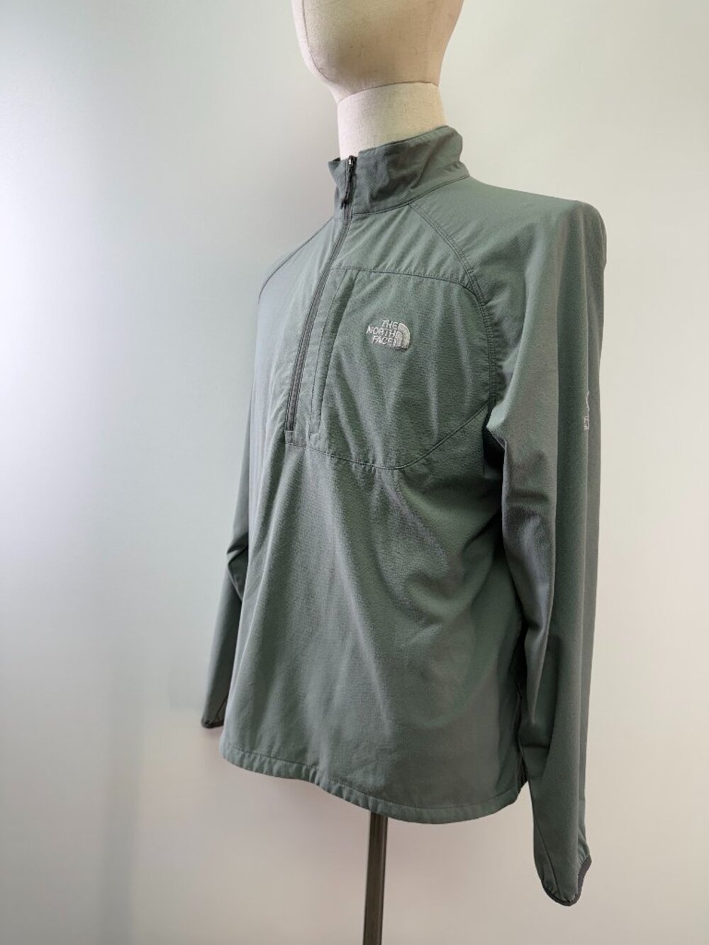 The North Face Flight Series Men’s Medium Green 1/4 Zip Running Pullover Jacket